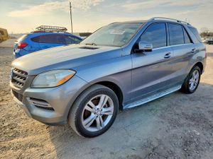 Mercedes-Benz ML 350 3.5L 6 2015