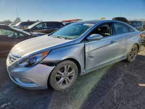 Hyundai Sonata SE 2.4L 4 2012