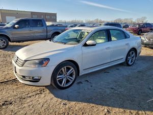 Volkswagen Passat SE 1.8L 4 2015