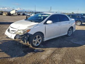 Toyota Corolla BASE 1.8L 4 2012
