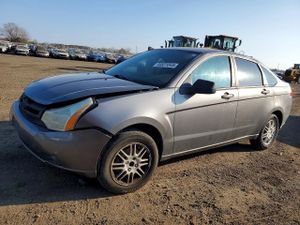 Ford Focus SE 2.0L 4 2010