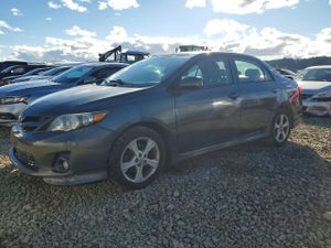 Toyota Corolla BASE 1.8L 4 2012