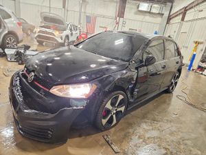 Volkswagen Golf 2L 4 2015