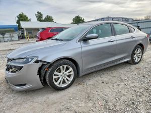 Chrysler 200 LIMITED 2.4L 4 2015