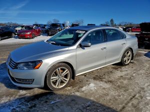 Volkswagen Passat SE 1.8L 4 2014