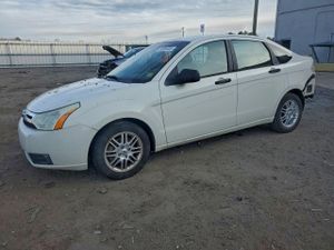 Ford Focus SE 2.0L 4 2009