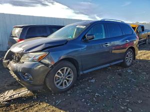 Nissan Pathfinder S 3.5L 6 2014