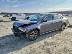 Volkswagen Passat S 2.5L 5 2013