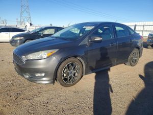 Ford Focus SE 2.0L 4 2015