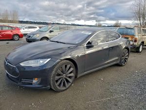 Tesla Model S 2015