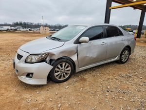 Toyota Corolla BASE 1.8L 4 2010