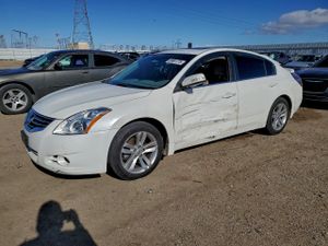 Nissan Altima SR 3.5L 6 2012