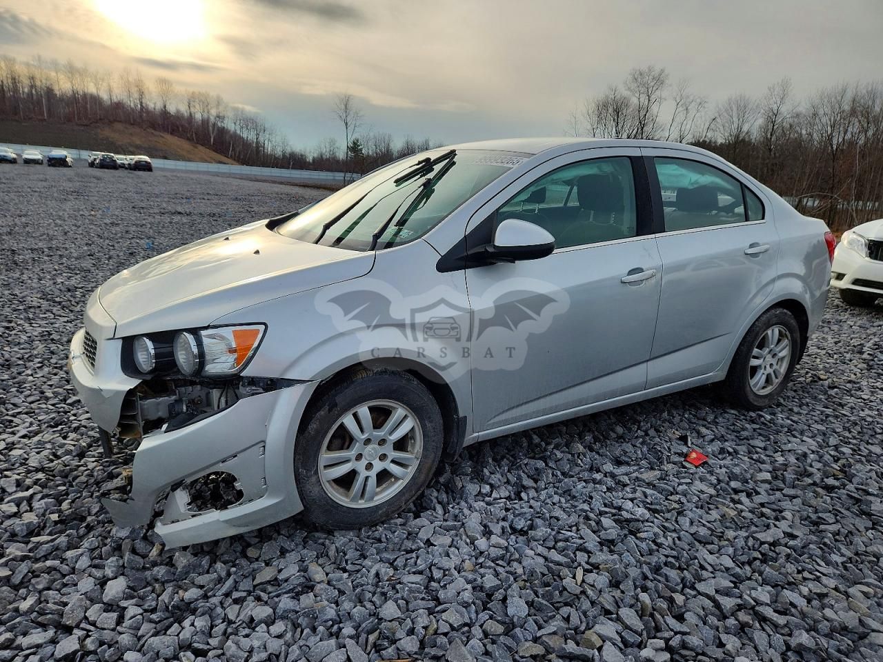 Chevrolet Aveo (Sonic) LT 1.8L 4 2015