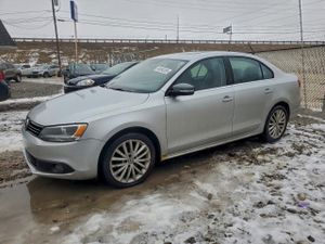 Volkswagen Jetta SEL 2.5L 5 2011