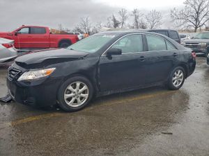 Toyota Camry BASE 2.5L 4 2011