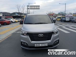 Hyundai Starex Smart Van 5-Seater 2020