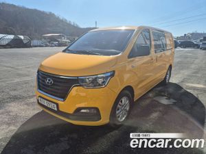 Hyundai Starex Smart Van 5-Seater 2018