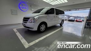 Hyundai Starex CVX Luxury 3-Seater VAN 2014