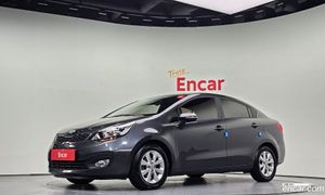 Kia Pride Luxury 1.6 GDI Sedan 2011