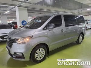 Hyundai Starex Smart Van 3-Seater 2019