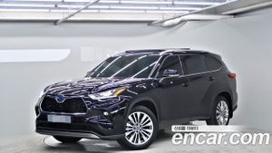 Toyota Highlander 2.5 4WD Platimum 2023
