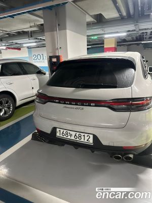 Porsche Macan 95B 2.0 2019