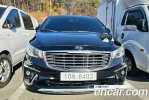 Kia Canival 9-Seater Prstige 2018