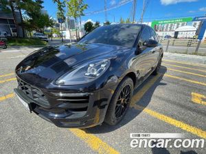 Porsche Macan 95B 3.0 GTS 2018