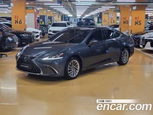 Lexus Es Luxury Plus 2023