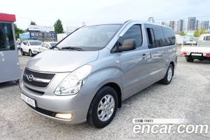 Hyundai Starex CVX Premium 5-Seater VAN 2013