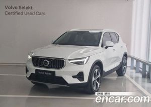Volvo Xc40 B4 Ultra Bright 2025