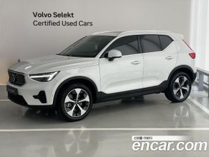 Volvo Xc40 B4 Ultra Bright 2025