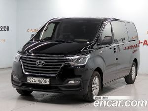 Hyundai Starex Modern Van 5-Seater 2019