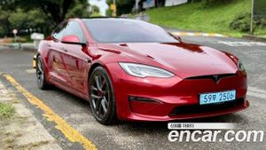 Tesla Model s Plaid 2023