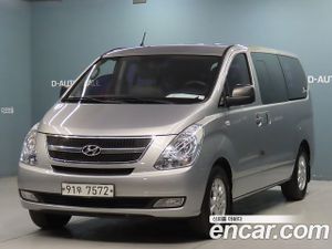 Hyundai Starex CVX Luxury 5-Seater VAN 2015