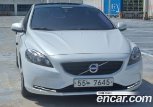 Volvo V40 2nd D2 2014