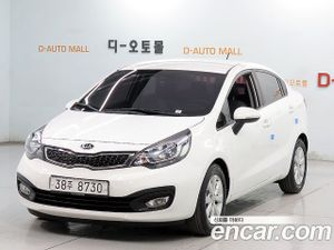 Kia Pride Deluxe 1.4 MPI Sedan 2014