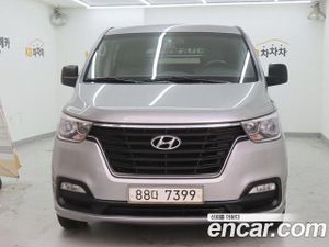 Hyundai Starex Smart Van 5-Seater 2021
