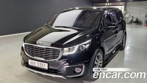 Kia Canival 9-seater Prestige 2016