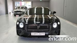 Bentley Continental 4.0 GTS 2023