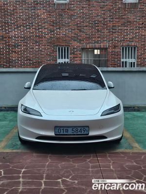 Tesla Model 3 RWD 2025