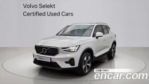 Volvo Xc40 B4 Ultra Bright 2025