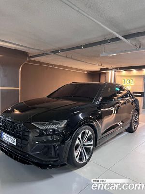 Audi Q8 55 TFSI Quattro Premium 2023