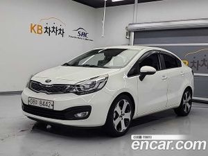 Kia Pride Prestige 1.6 GDI Sedan 2012