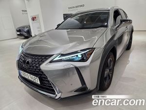 Lexus Ux 2.0 2WD 2025