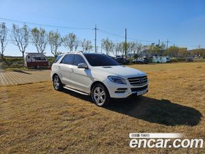 Mercedes-benz M-class ML350 BlueTEC 4MATIC 2012