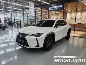 Lexus Ux 2.0 2WD 2025