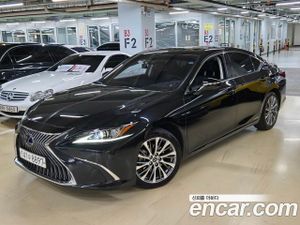 Lexus Es Luxury 2020