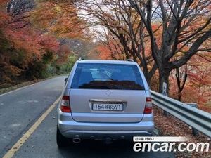 Mercedes-benz M-class ML320 2001
