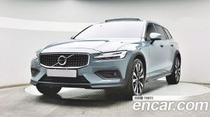 Volvo V60 B5 Ultimate AWD 2023